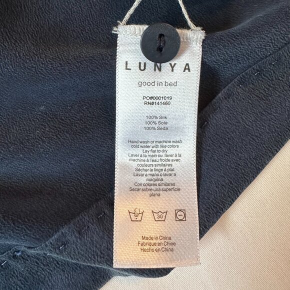 Lunya Washable Silk High Rise Pajama Set (Navy) (Small) - Picture 8 of 8